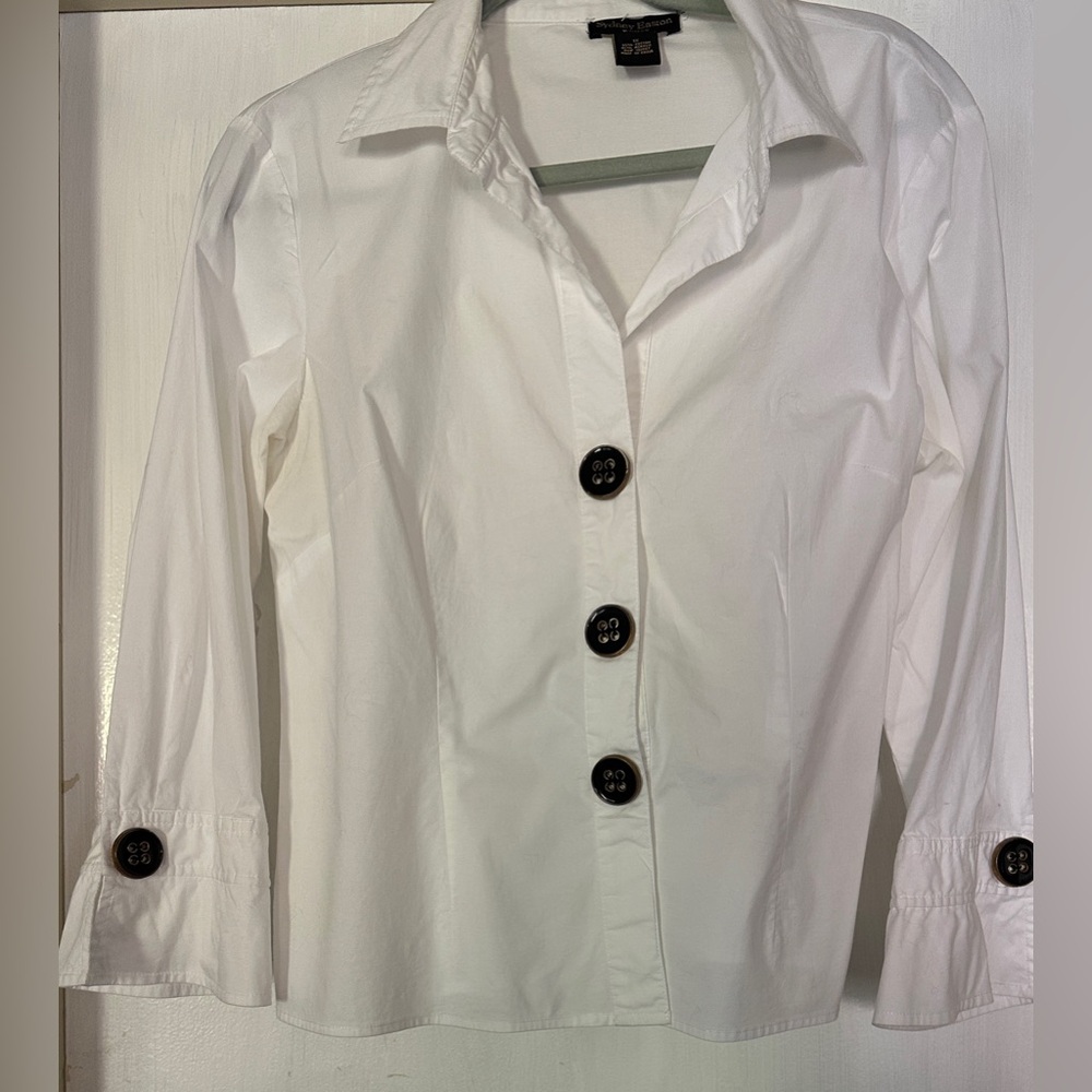 Sydney Easton Women’s White Button-Up Shirt with Black Buttons